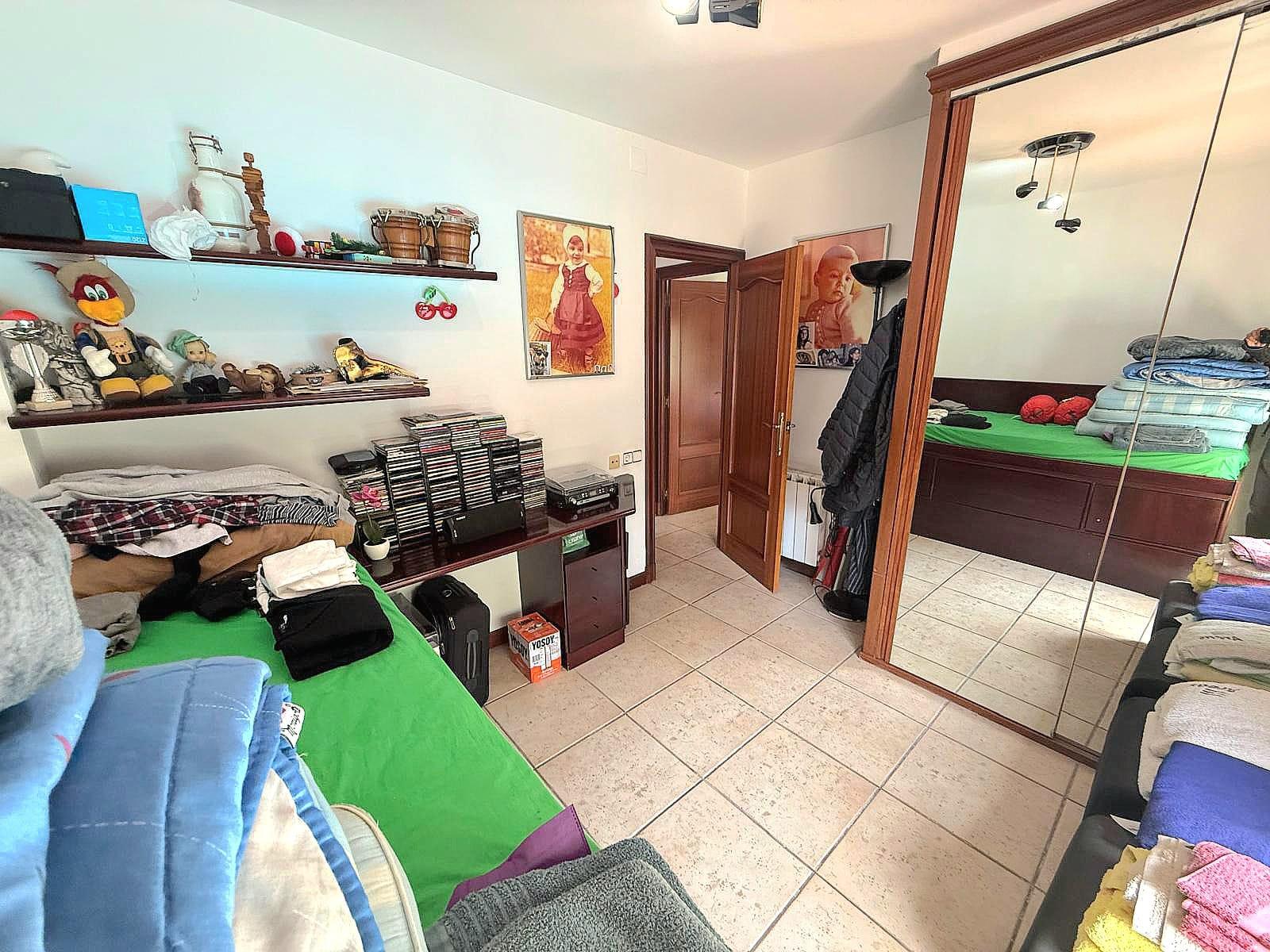 Imagen 18 Casa Aislada en venta en Calafell / A menos de 600 metros de la Estación de Renfe.