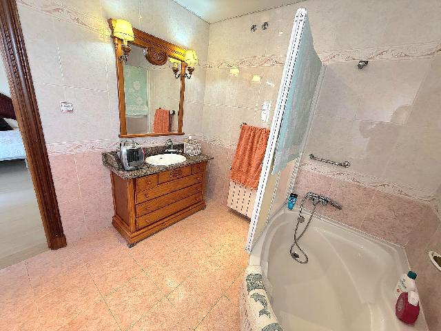 Imagen 24 Inmueble 302664 - Casa Aislada en venta en Calafell / A menos de 600 metros de la Estación de Renfe.