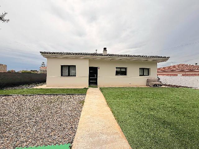 Imagen 3 Inmueble 302900 - Casa Aislada en venta en Cunit / A 10 minutos del mar.