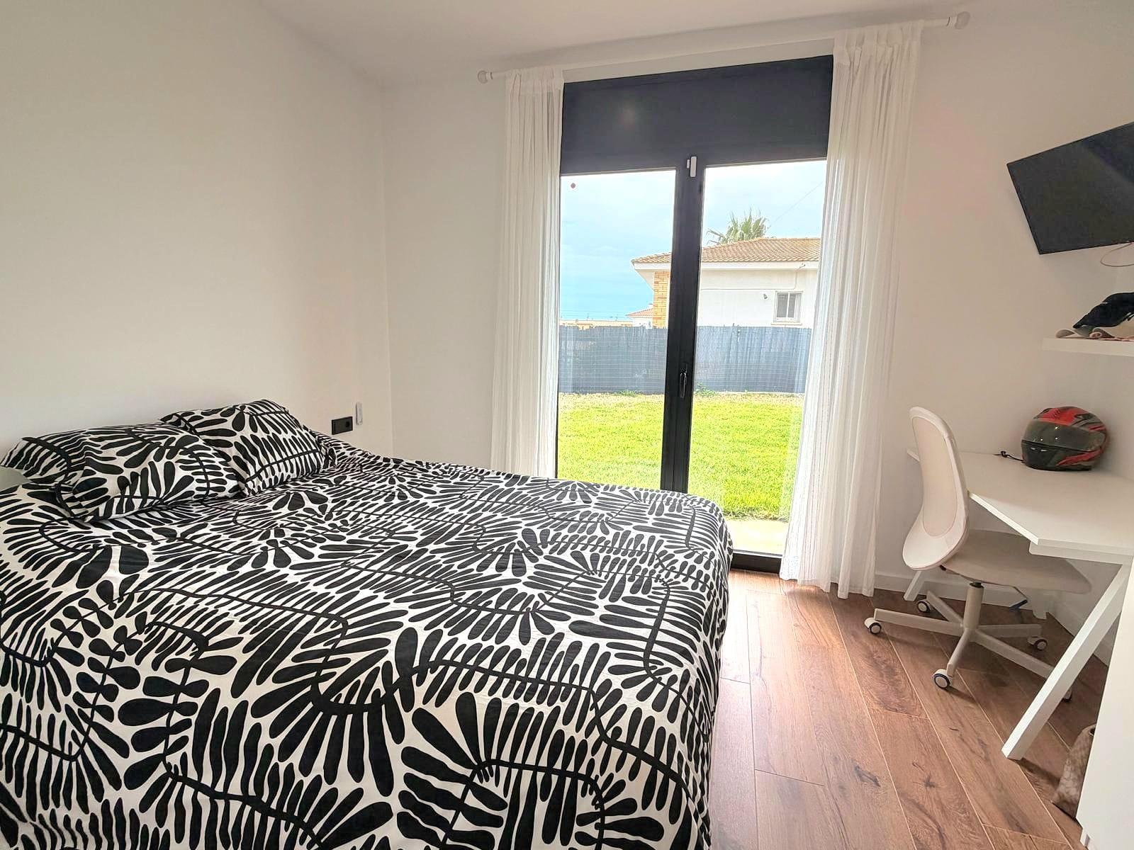Imagen 30 Casa Aislada en venta en Cunit / A 10 minutos del mar.