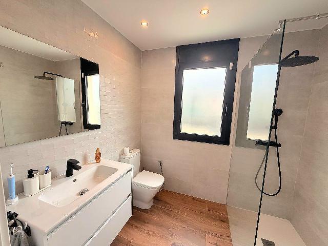 Imagen 33 Inmueble 302900 - Casa Aislada en venta en Cunit / A 10 minutos del mar.