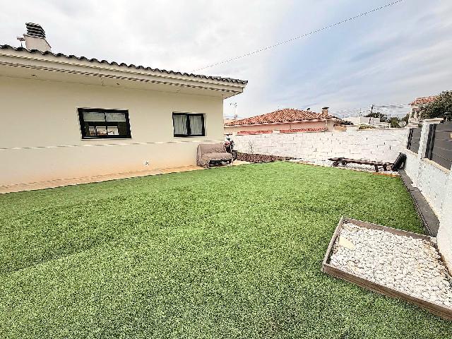 Imagen 37 Inmueble 302900 - Casa Aislada en venta en Cunit / A 10 minutos del mar.