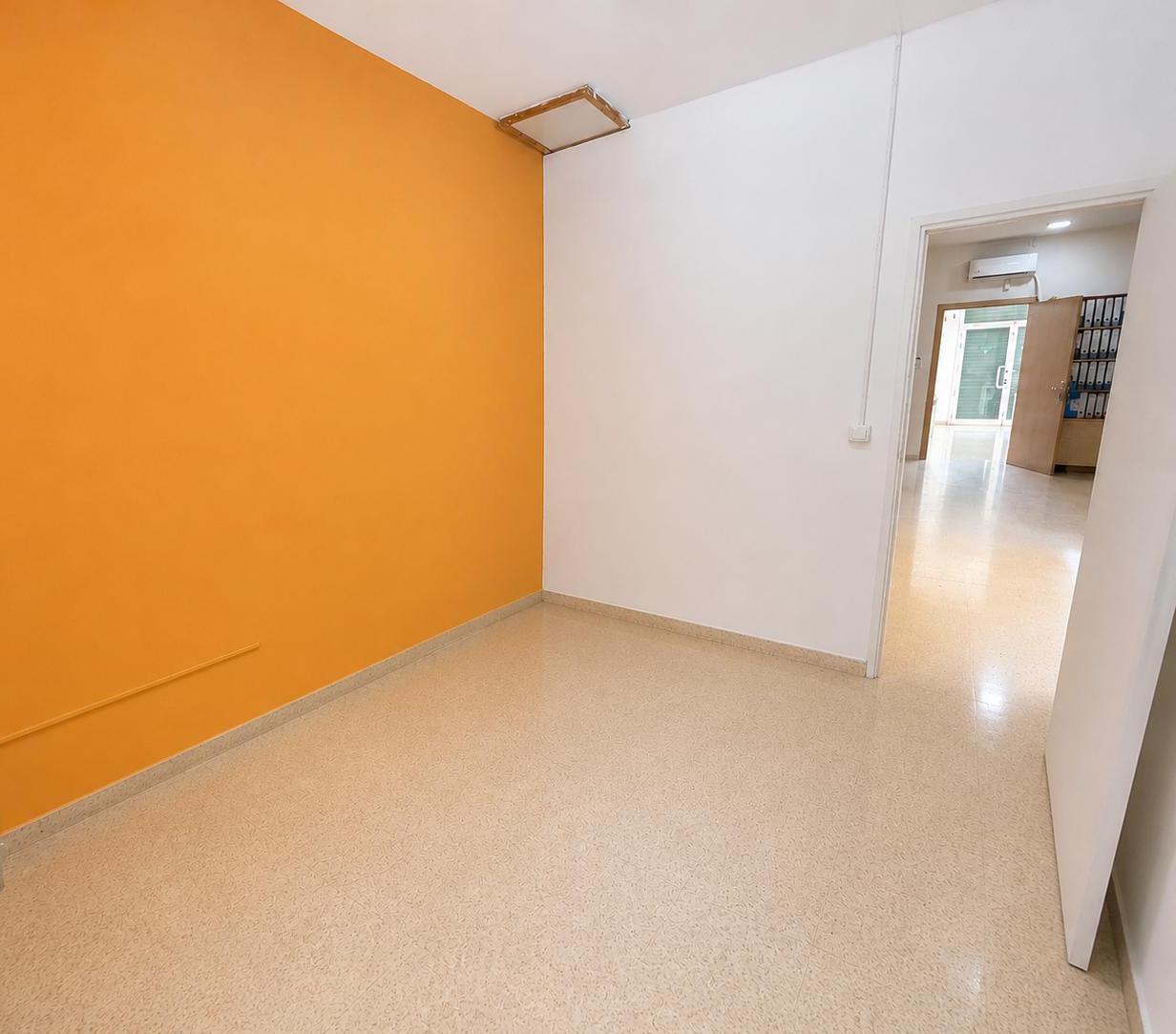 Imagen 9 Local Comercial en alquiler en Calafell / A dos minutos del centro.