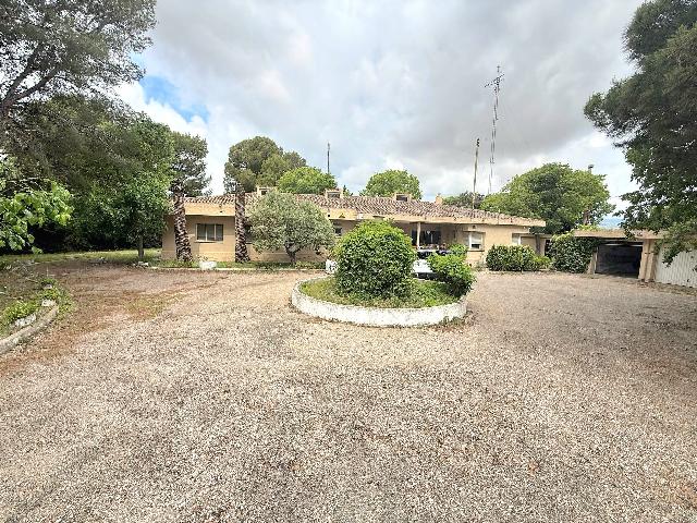 Imagen 1 Inmueble 303060 - Casa Aislada en venta en Llorenç Del Penedès / En la Urb. de Saifores 