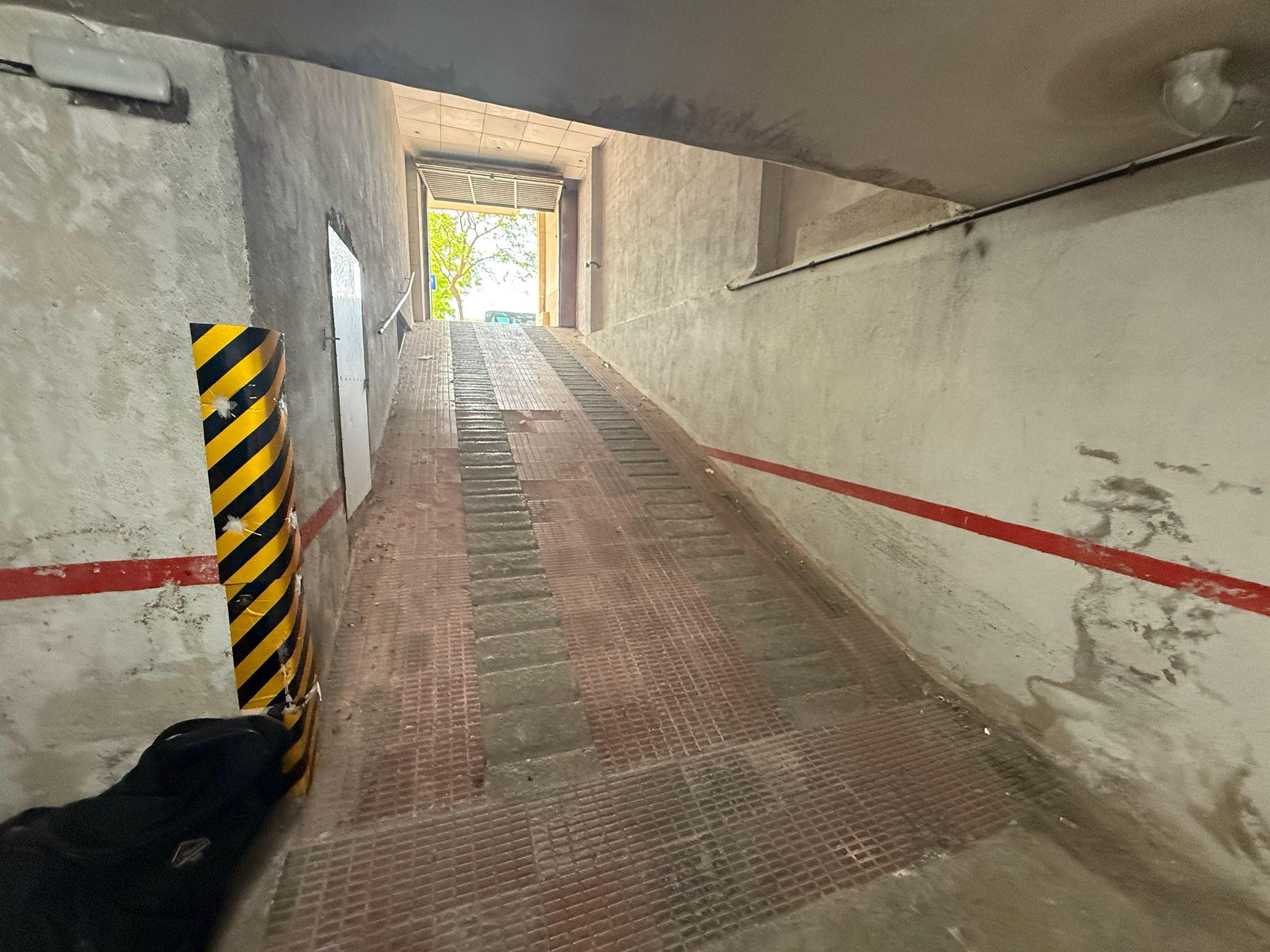 Imagen 2 Parking Coche en venta en Vendrell El / En la zona del Tancat