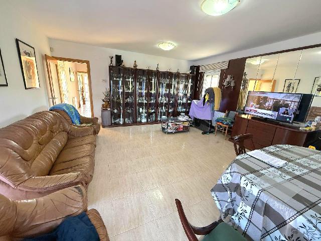 Imagen 10 Inmueble 303203 - Casa Aislada en venta en Calafell / En la Urb. Valldemar