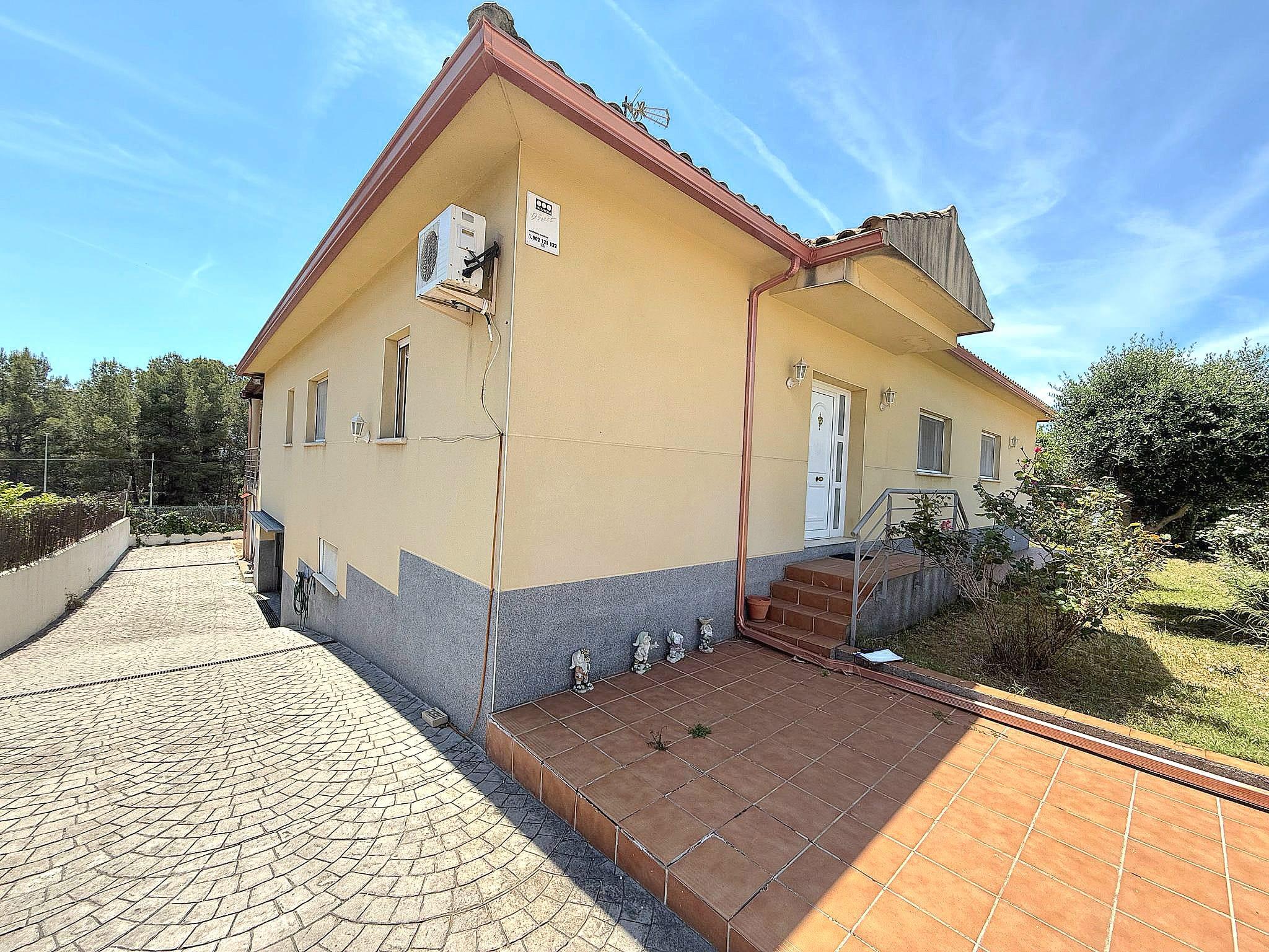 Imagen 2 Casa Aislada en venta en Calafell / En la Urb. Valldemar