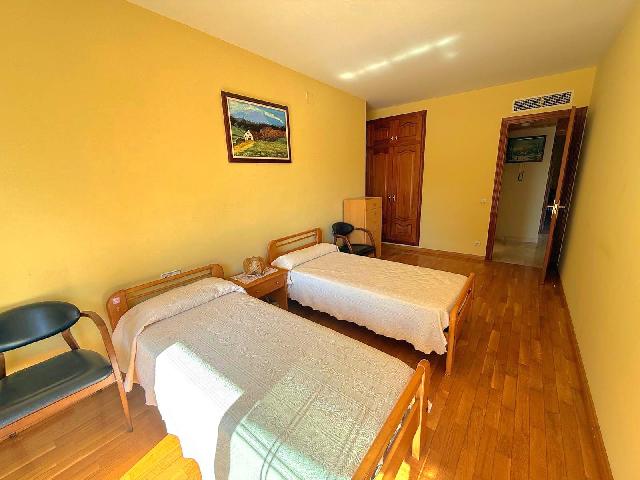 Imagen 25 Inmueble 303368 - Casa Aislada en venta en Calafell / A 2 minutos de los Colegios y a 15 de la playa andando