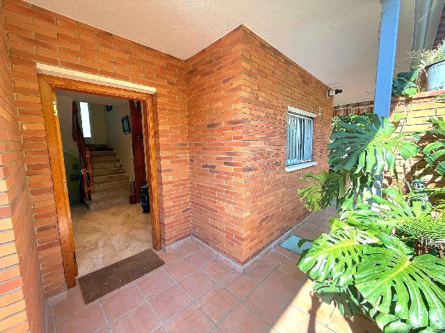 Imagen 4 Inmueble 303368 - Casa Aislada en venta en Calafell / A 2 minutos de los Colegios y a 15 de la playa andando