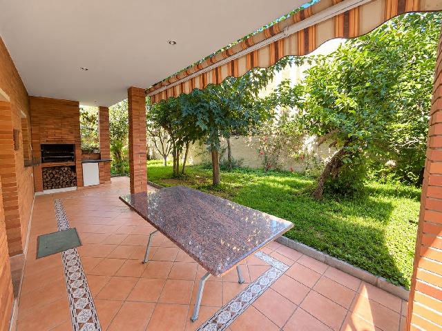 Imagen 9 Inmueble 303368 - Casa Aislada en venta en Calafell / A 2 minutos de los Colegios y a 15 de la playa andando