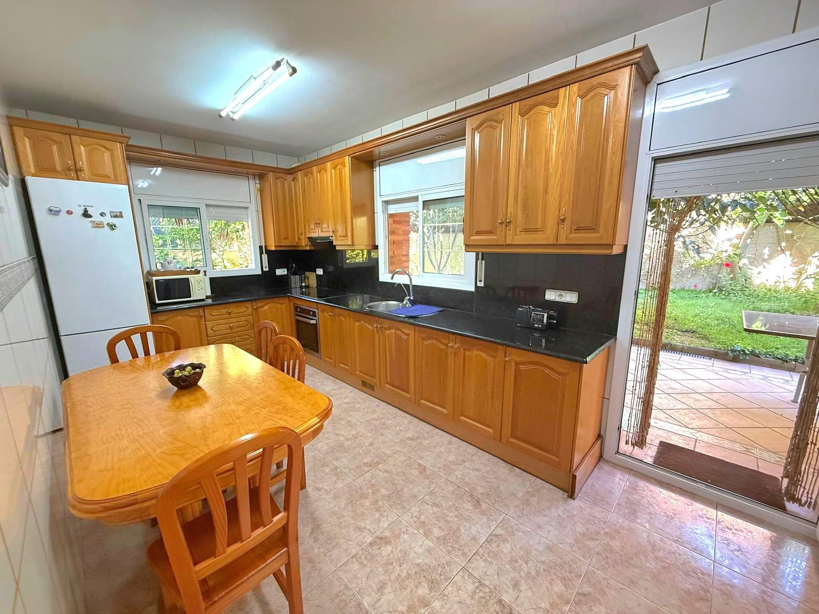 Imagen 6 Casa Aislada en venta en Calafell / A 2 minutos de los Colegios y a 15 de la playa andando