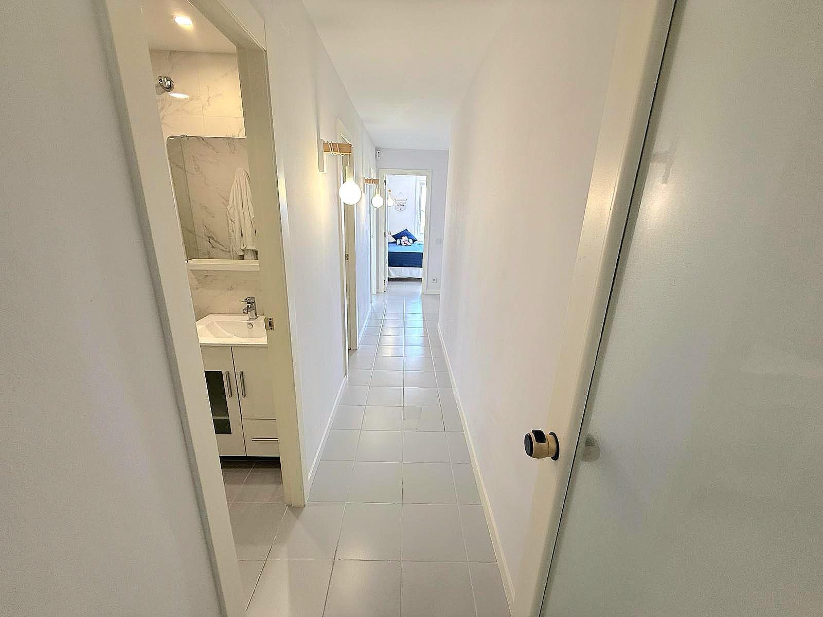 Imagen 11 Apto. Playa en venta en Calafell / Primera línea de mar