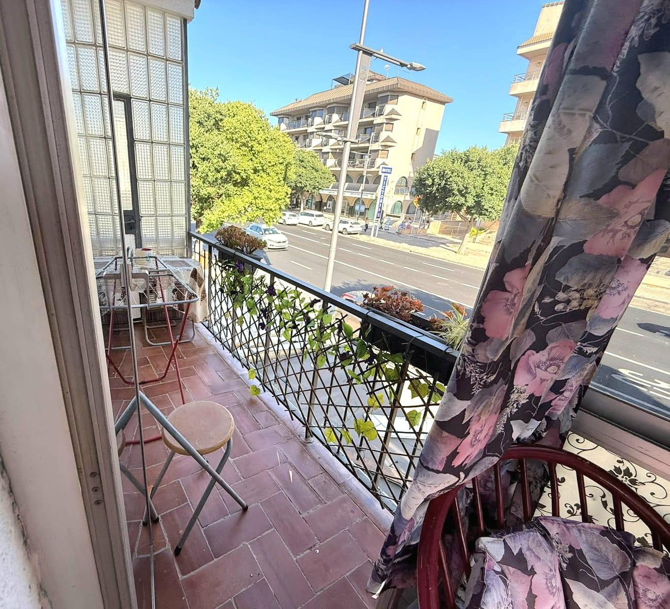 Imagen 12 Casa Pareada en venta en Calafell / Justo en el mismo centro de Segur de Calafell