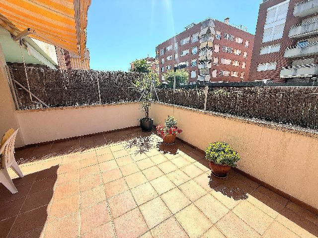 Imagen 10 Inmueble 303726 - Planta Baja en venta en Calafell / En segunda línea de mar.