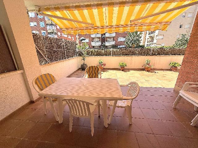 Imagen 8 Inmueble 303726 - Planta Baja en venta en Calafell / En segunda línea de mar.