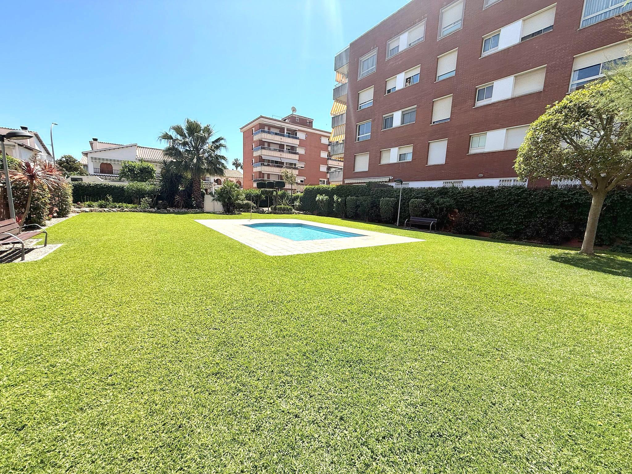 Imagen 33 Planta Baja en venta en Calafell / En segunda línea de mar.