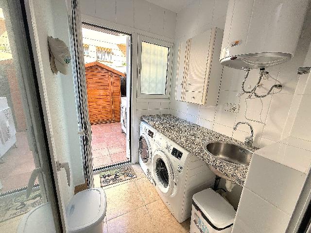 Imagen 15 Inmueble 303726 - Planta Baja en venta en Calafell / En segunda línea de mar.