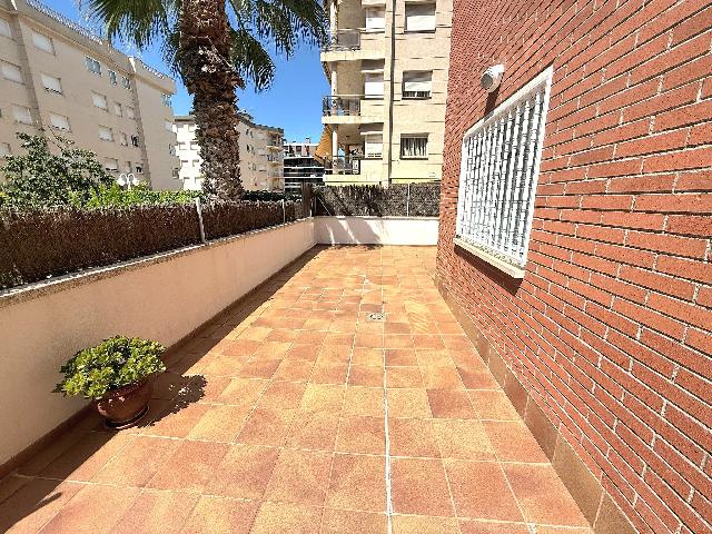 Imagen 11 Inmueble 303726 - Planta Baja en venta en Calafell / En segunda línea de mar.