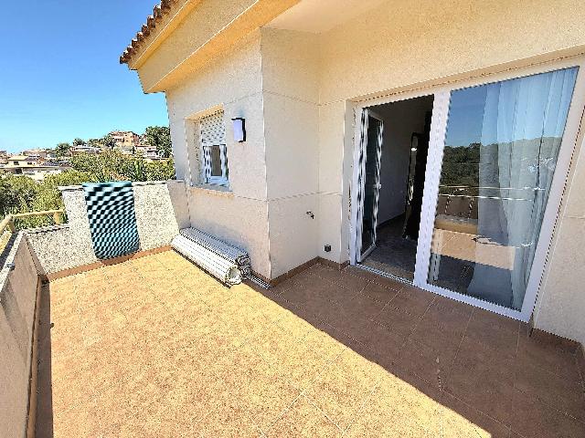 Imagen 21 Inmueble 303813 - Casa Aislada en venta en Calafell / En la urb Valldemar.