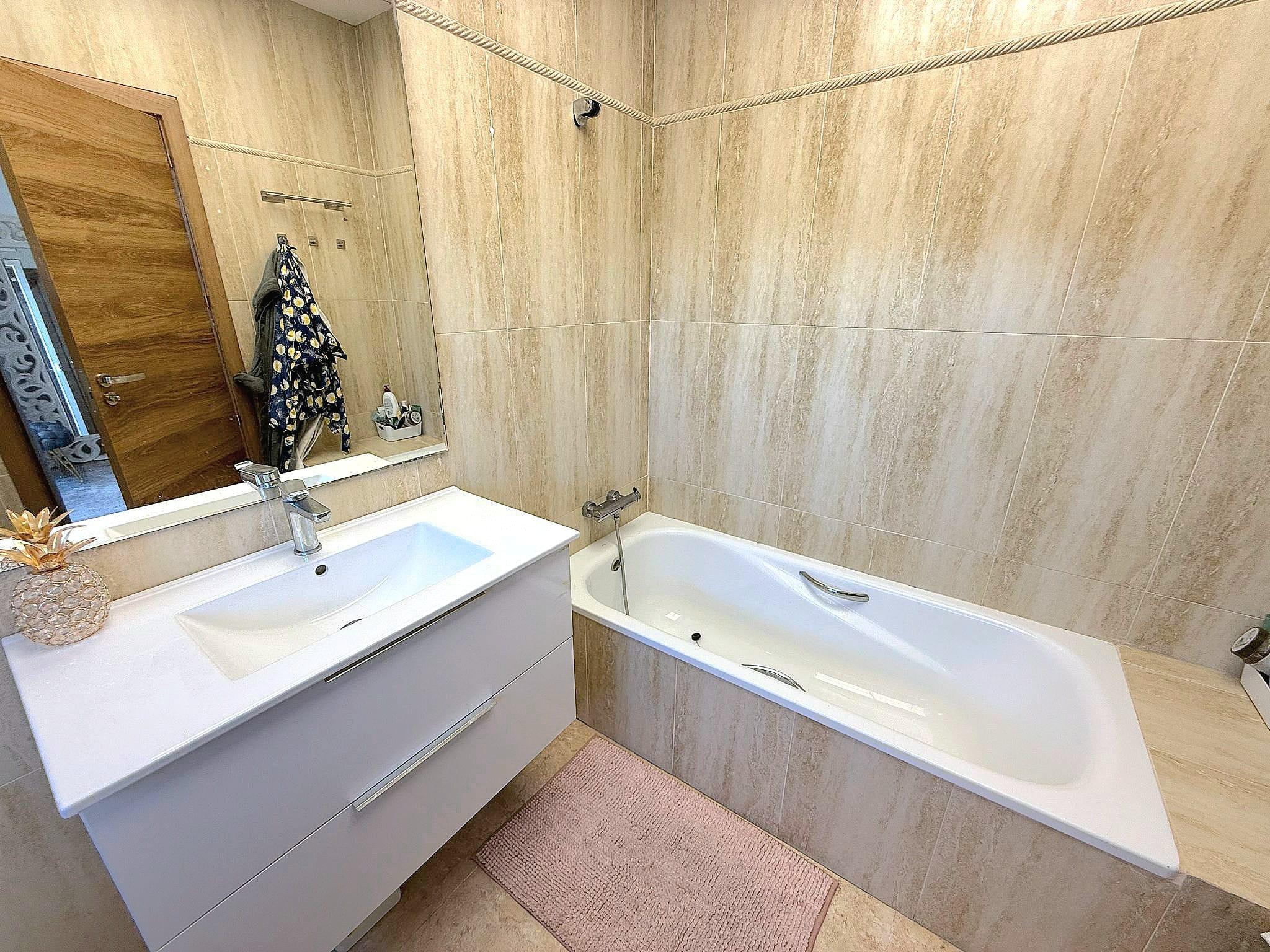 Imagen 23 Casa Aislada en venta en Calafell / En la urb Valldemar.