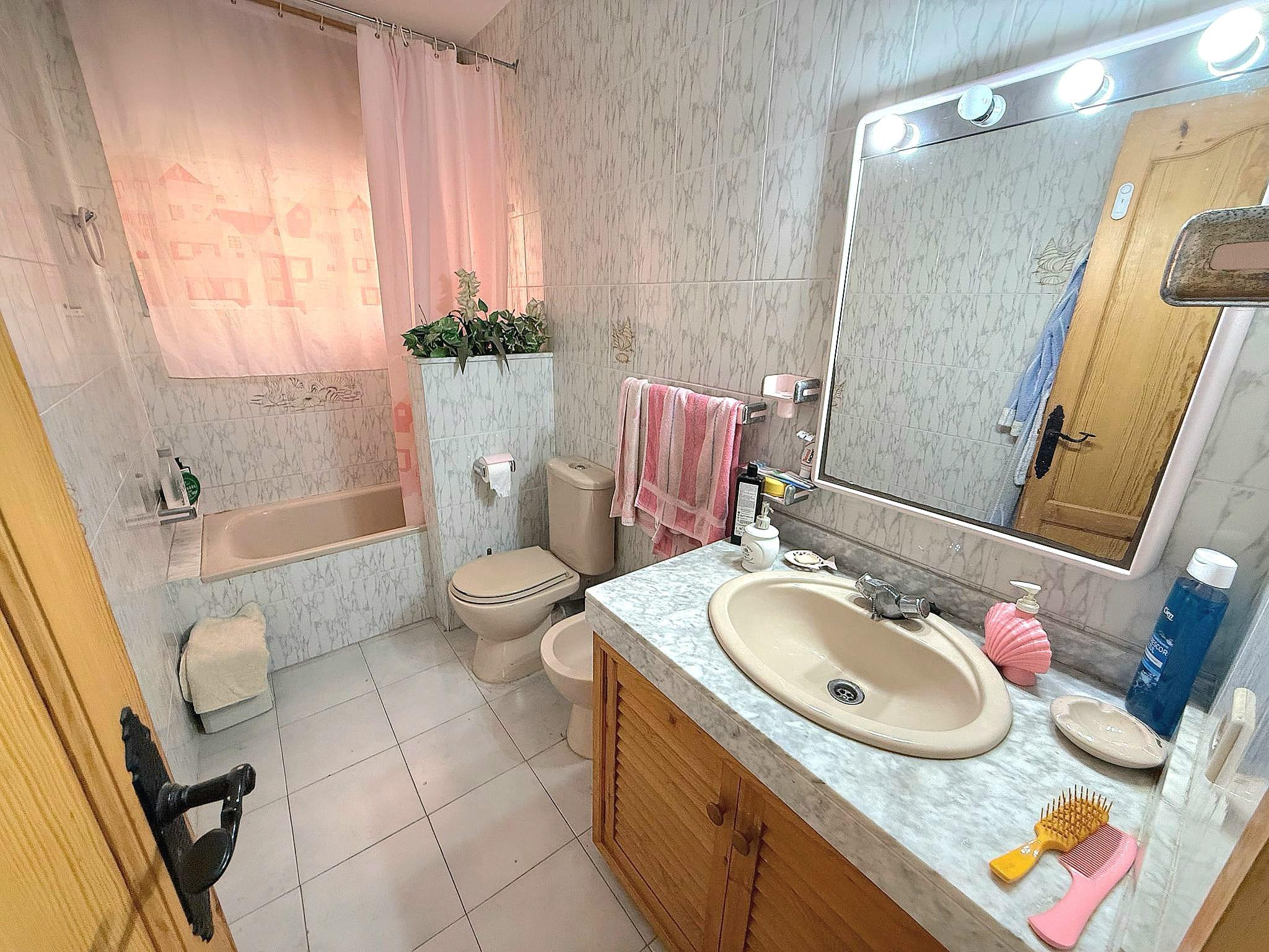 Imagen 21 Planta Baja en venta en Calafell / A 300m de la Estación de Segur de Calafell