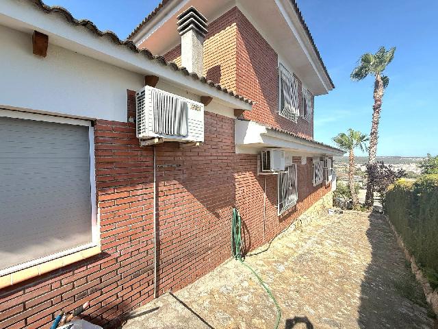 Imagen 32 Inmueble 303943 - Casa Aislada en venta en Vendrell (El) / Vendrell ( Tarragona)  en la urb. Nou Vendrell