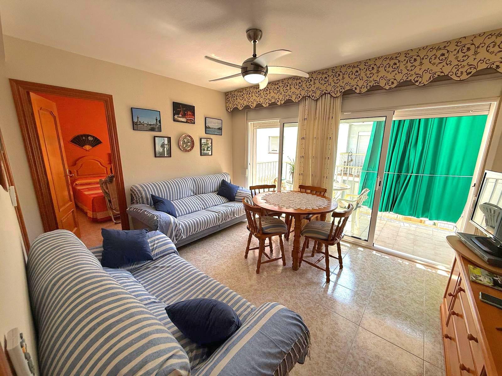 Imagen 3 Apto. Playa en venta en Calafell / Paseo Marítimo Sant Joan de Deu