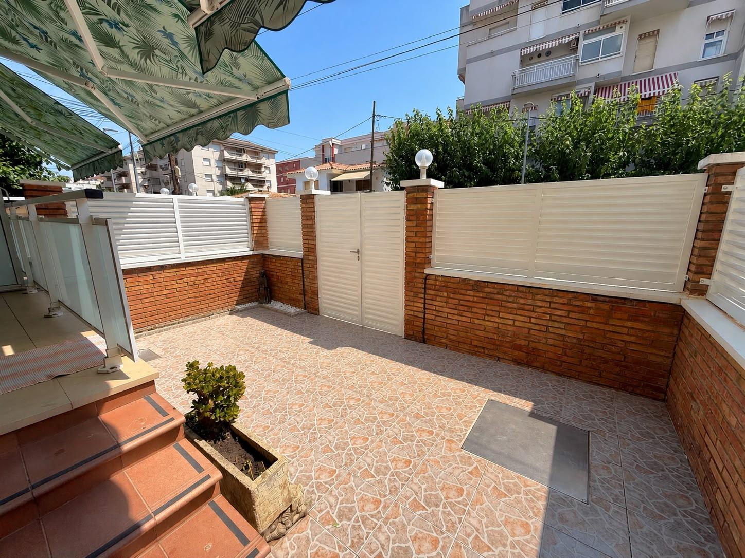 Imagen 3 Planta Baja en venta en Calafell / Segunda línea de mar 