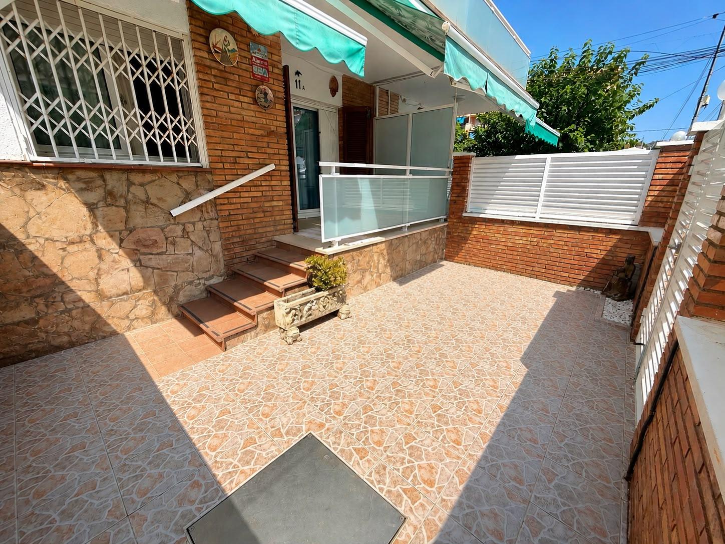 Imagen 1 Planta Baja en venta en Calafell / Segunda línea de mar 