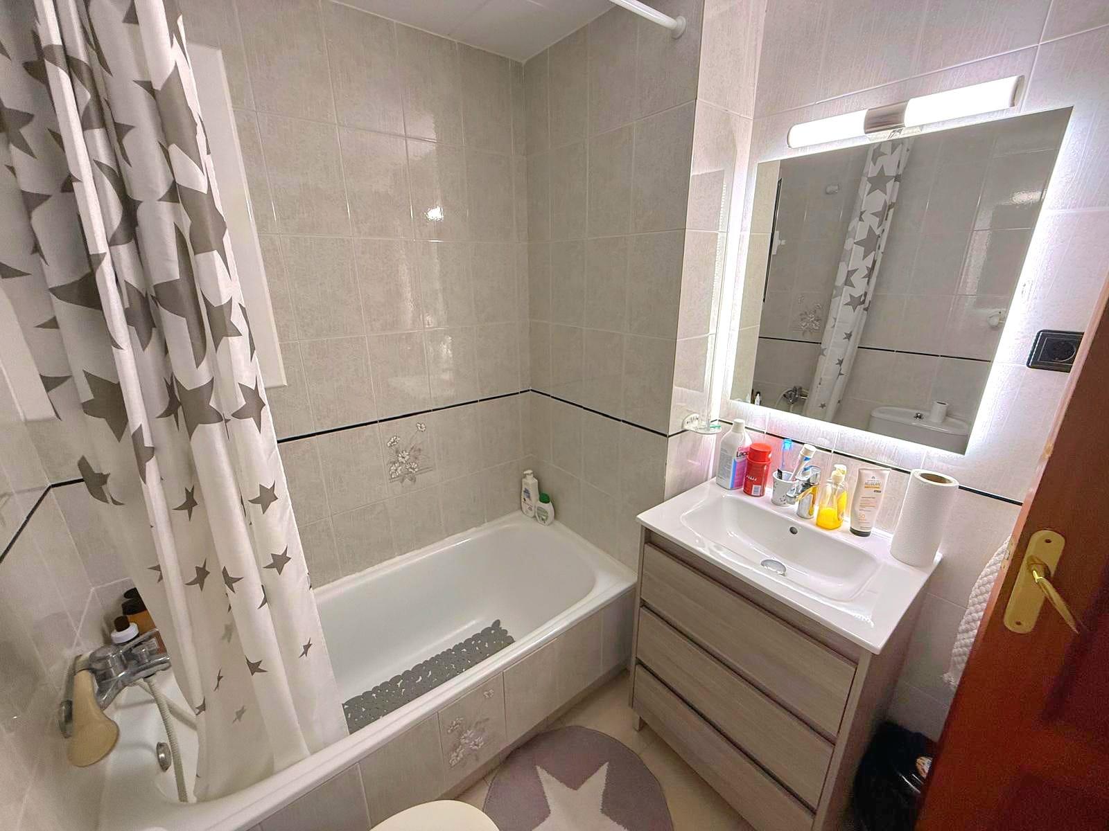 Imagen 20 Apto. Playa en venta en Calafell / Primera línea de playa, una ubicación excepcional.