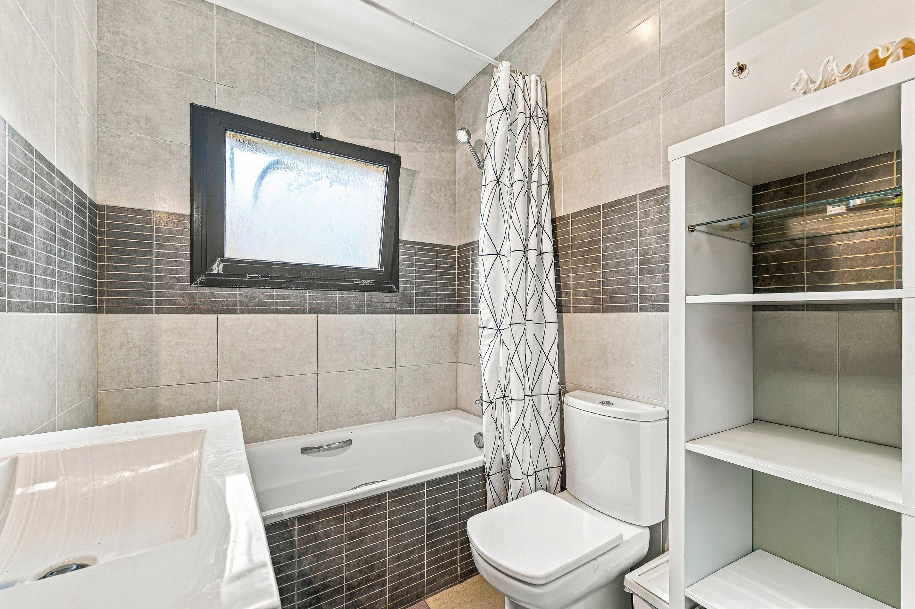 Imagen 23 Casa Aislada en venta en Cunit / Urbanización Costa Cunit 