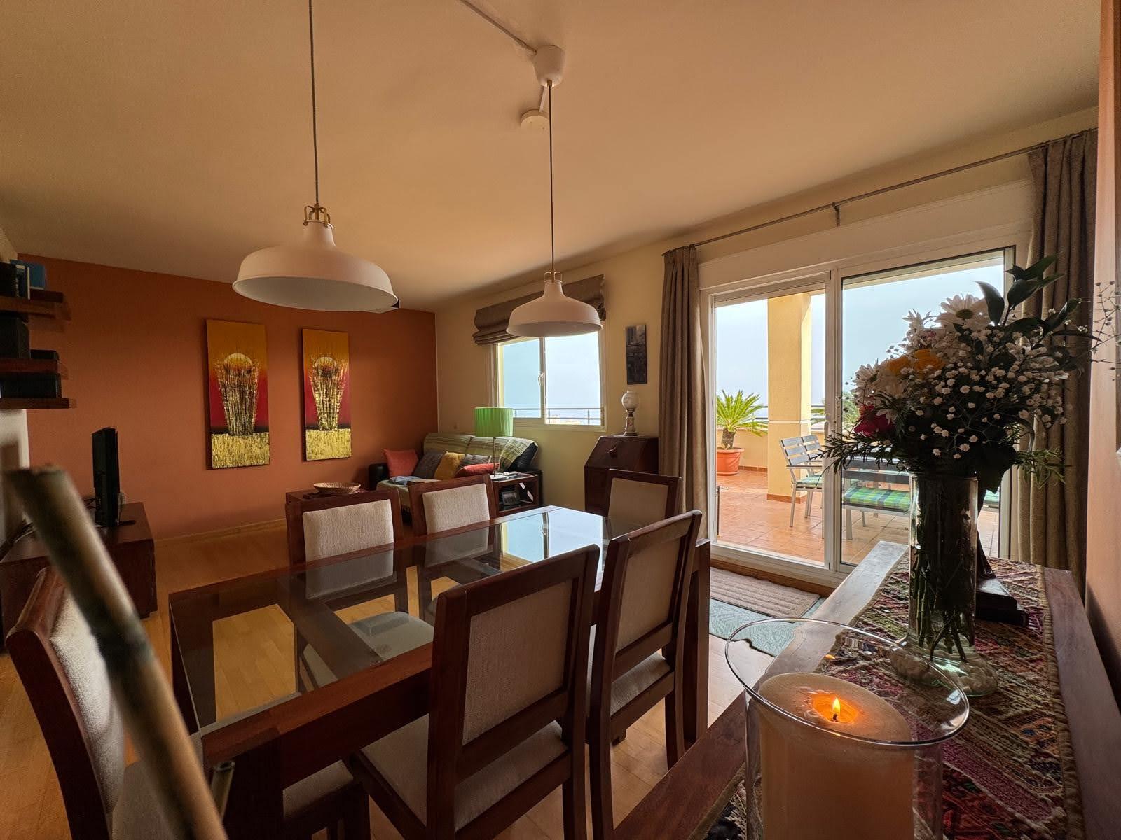 Imagen 9 Ático en venta en Torremolinos / Está Ubicado Junto a la Montaña y La Naturaleza