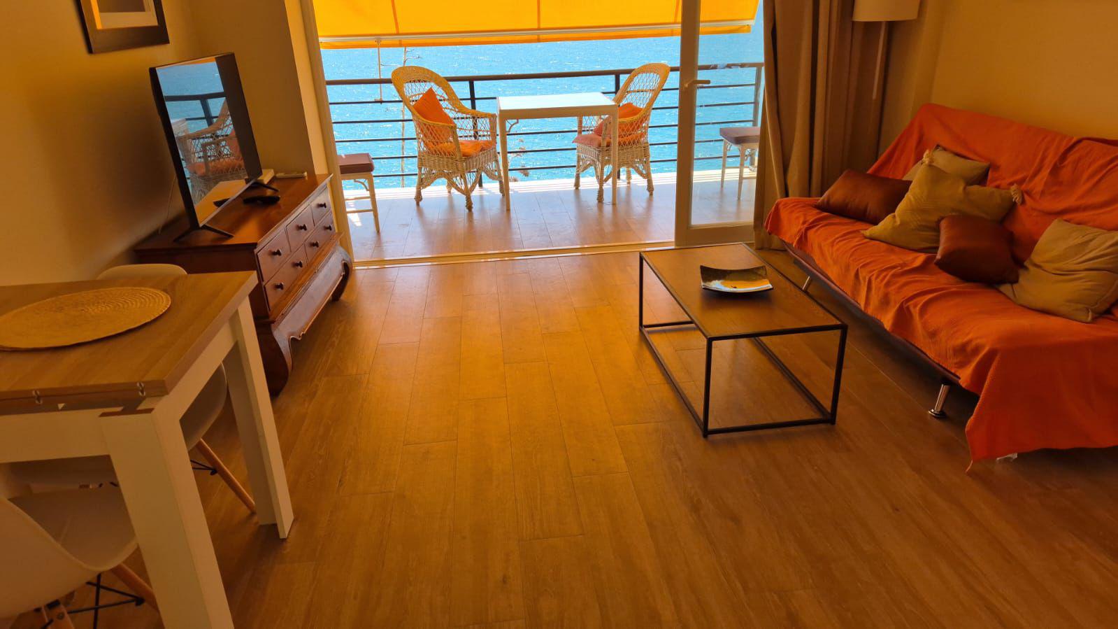 Imagen 12 Estudio en venta en Torremolinos / Primera linea de playa 