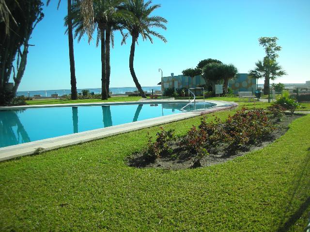 Imagen 3 Inmueble 302786 - Estudio en venta en Torremolinos / Primera linea de playa 