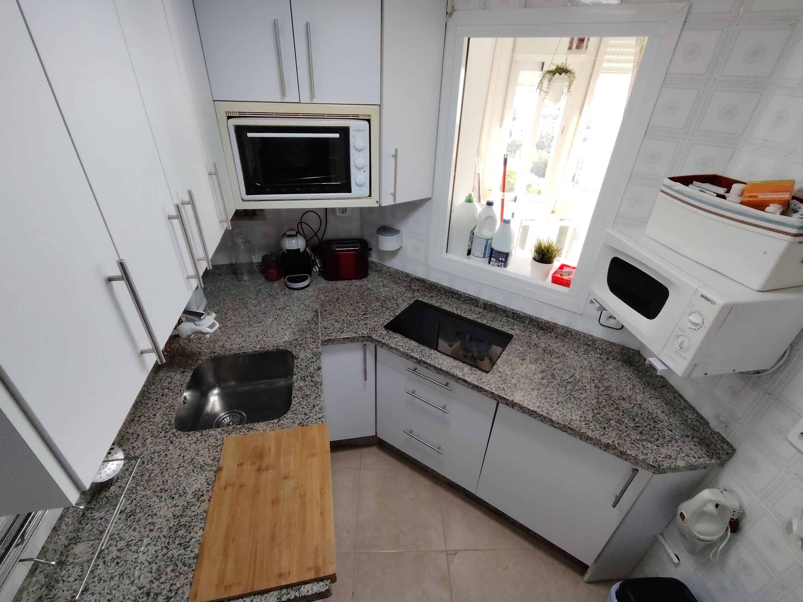 Imagen 7 Apartamento en venta en Torremolinos / Cerca de la playa y centro de Torremolinos 