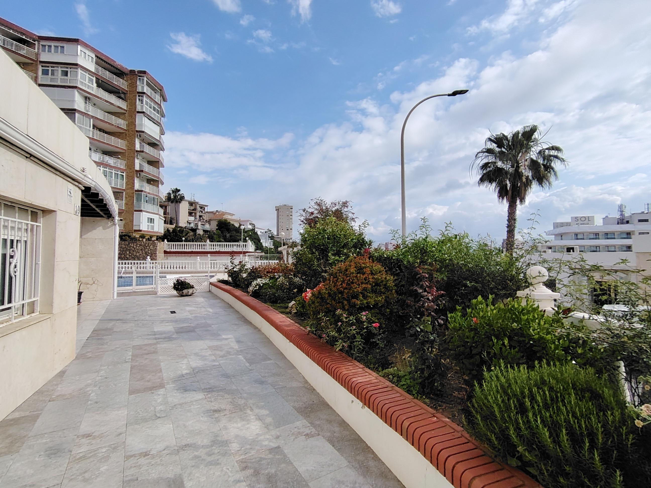 Imagen 19 Apartamento en venta en Torremolinos / Cerca de la playa y centro de Torremolinos 
