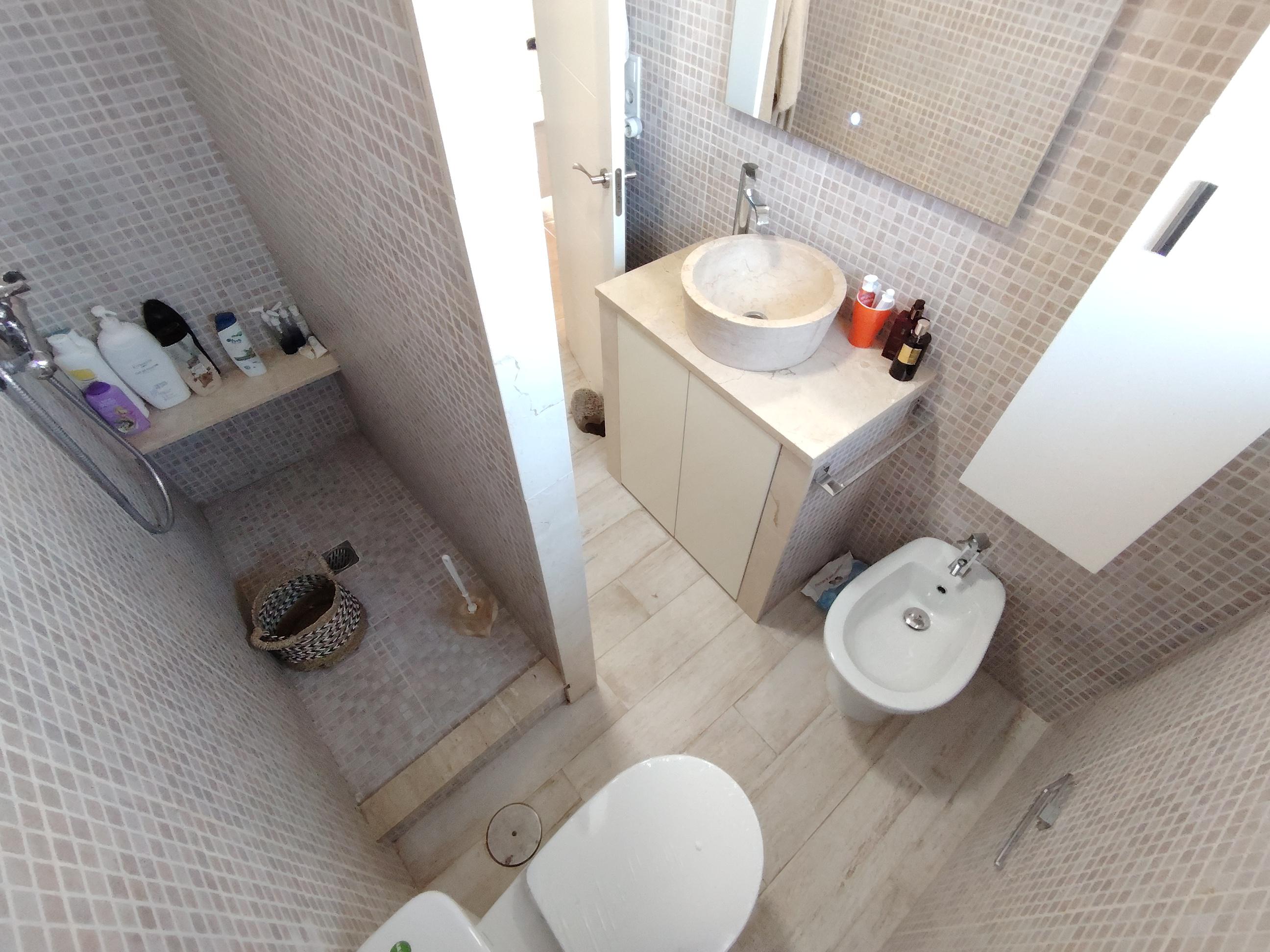 Imagen 15 Apartamento en venta en Torremolinos / Cerca de la playa y centro de Torremolinos 