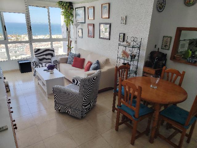 Imagen 2 Inmueble 303048 - Apartamento en venta en Benalmádena / A100 mts de puerto Marina, 50 mts de av Antonio Machado