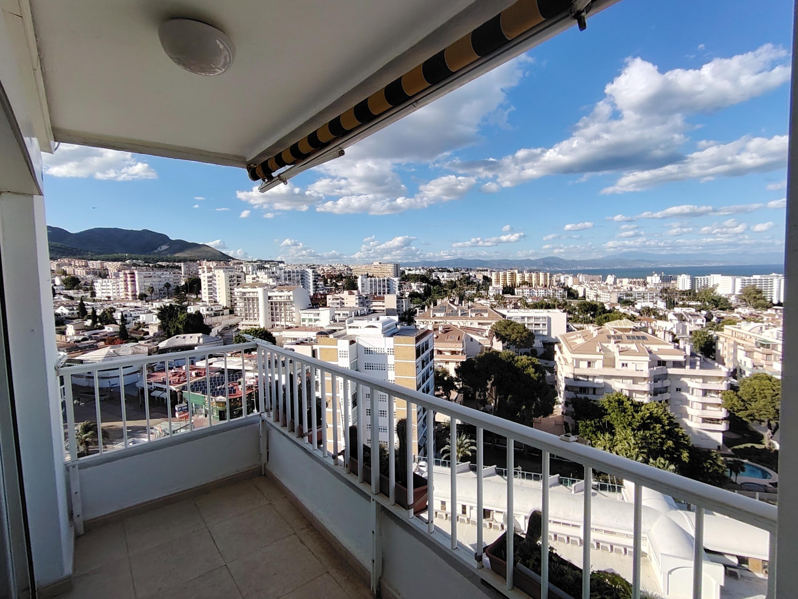 Imagen 6 Apartamento en venta en Benalmádena / A100 mts de puerto Marina, 50 mts de av Antonio Machado