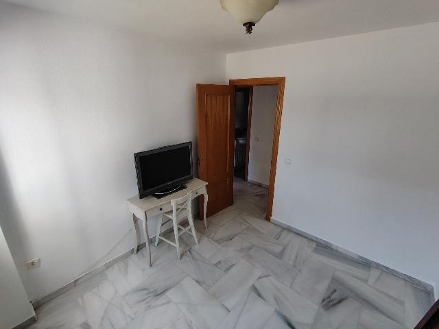 Imagen 11 Inmueble 303089 - Apartamento en venta en Torremolinos / Segunda linea de playa, a 100 mts del mar  