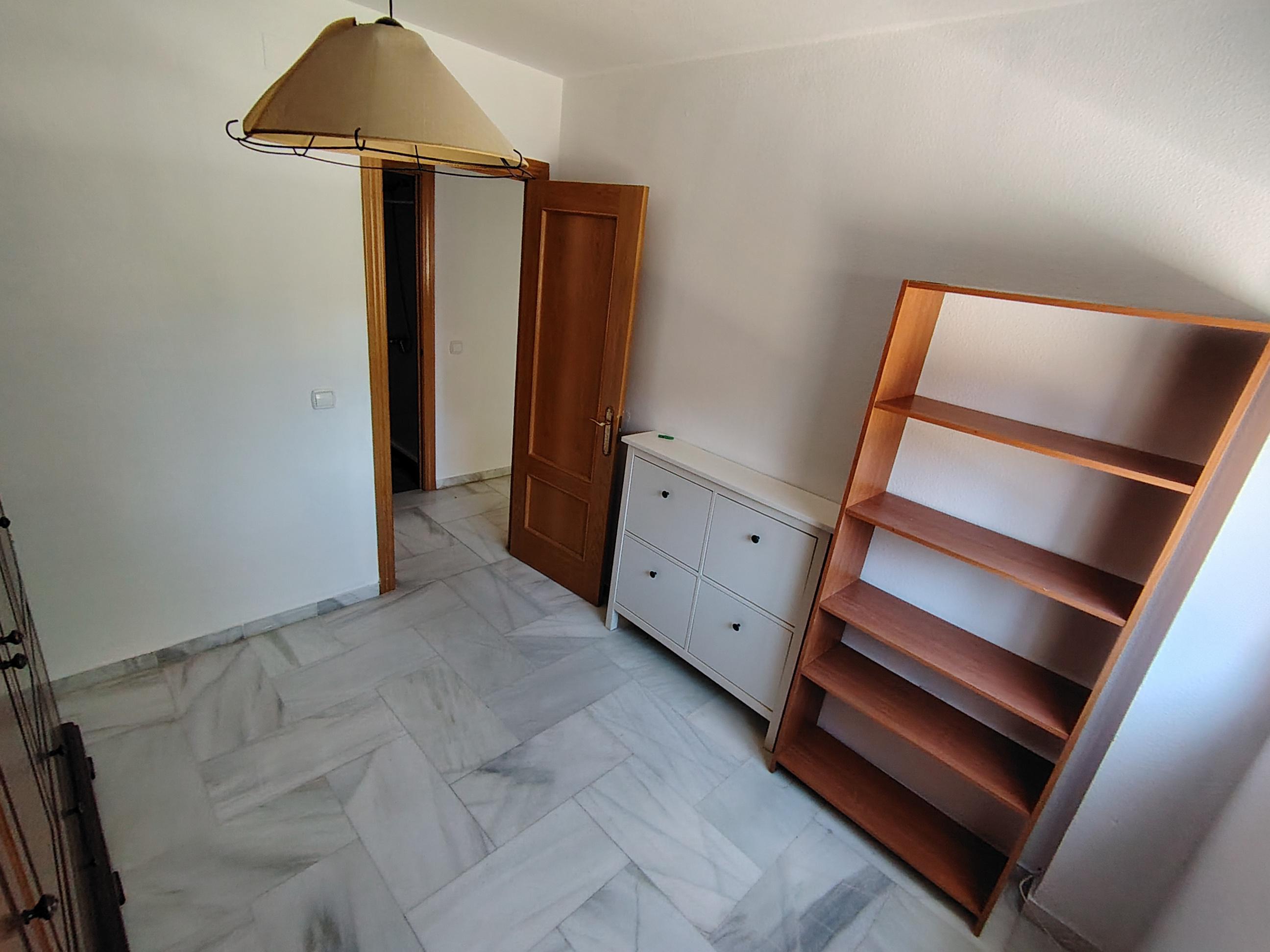 Imagen 22 Apartamento en venta en Torremolinos / Segunda linea de playa, a 100 mts del mar  
