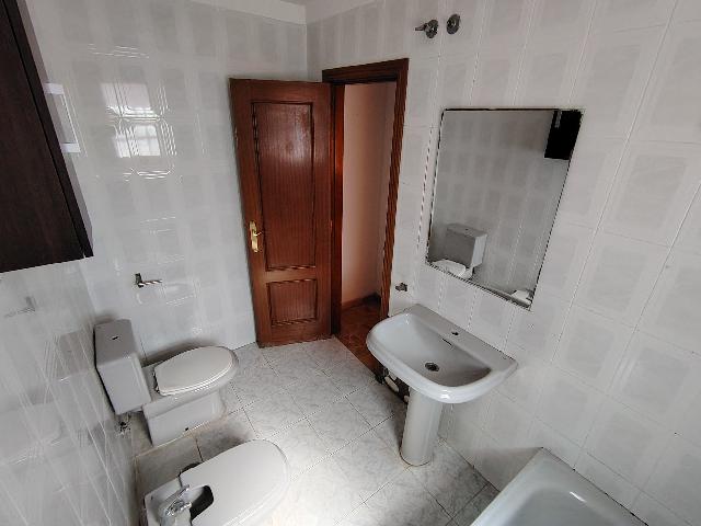 Imagen 13 Inmueble 303156 - Casa Pareada en venta en Alhaurín De La Torre / Muy cerca del mercadona sobre av de la Sol...