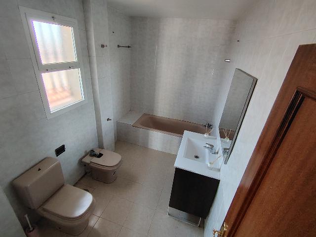 Imagen 20 Inmueble 303156 - Casa Pareada en venta en Alhaurín De La Torre / Muy cerca del mercadona sobre av de la Sol...
