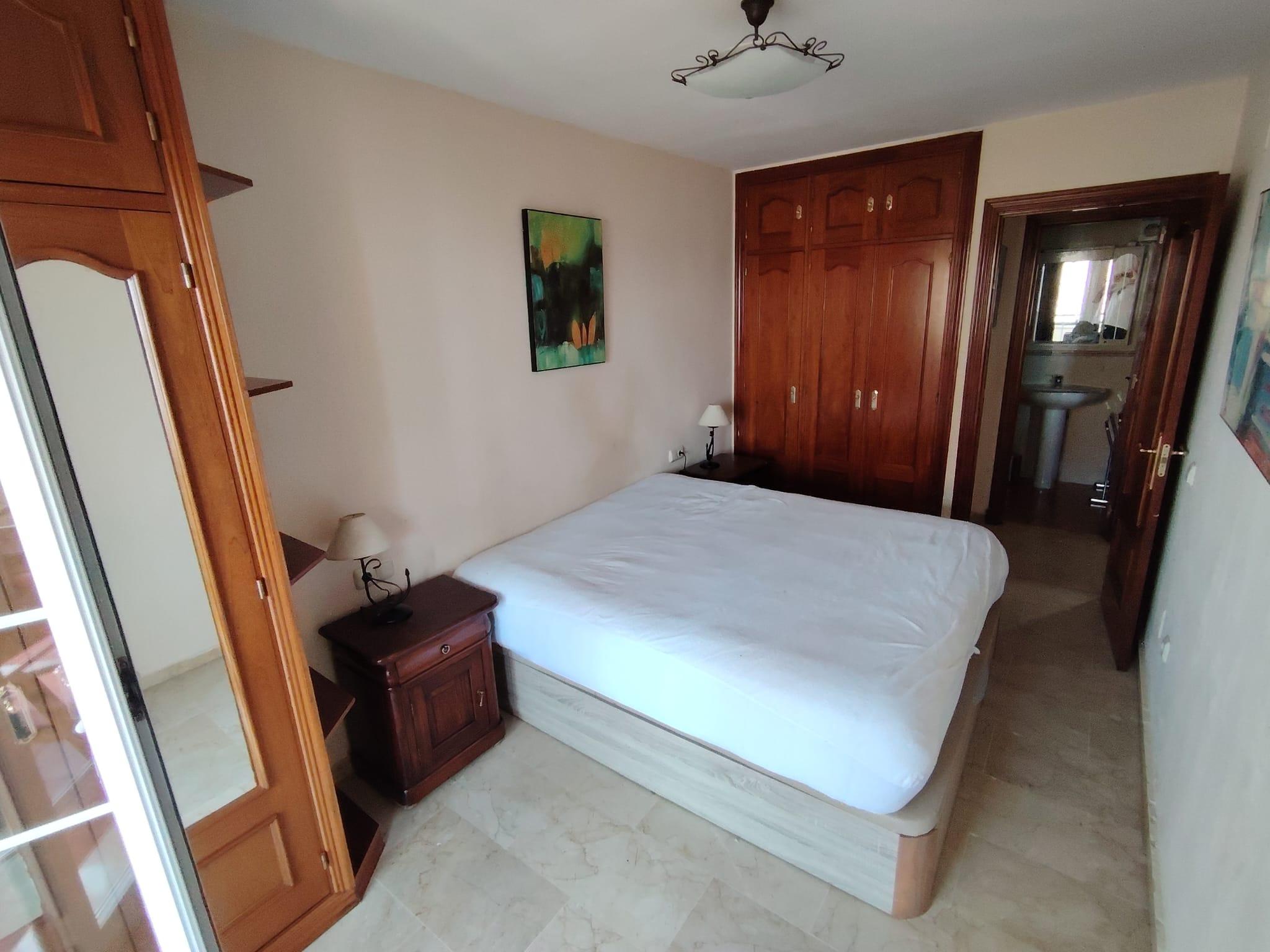 Imagen 11 Apartamento en venta en Benalmádena / A 50 metros de la rotonda de los Molinillos