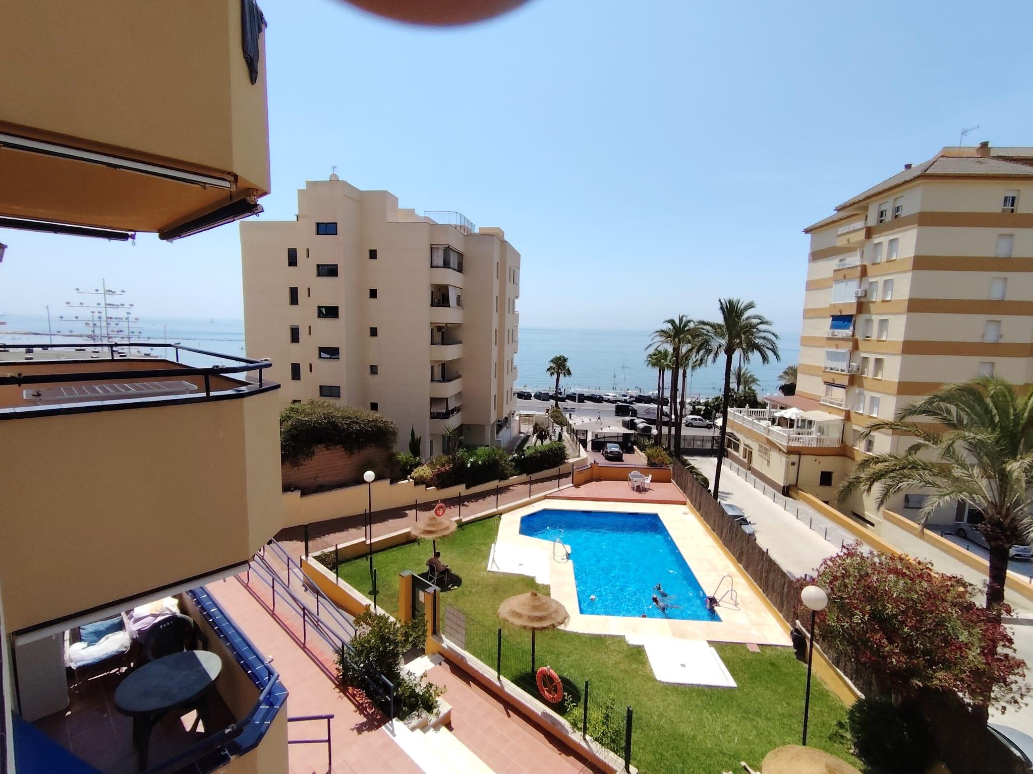 Imagen 6 Apartamento en venta en Benalmádena / A 50 metros de la rotonda de los Molinillos