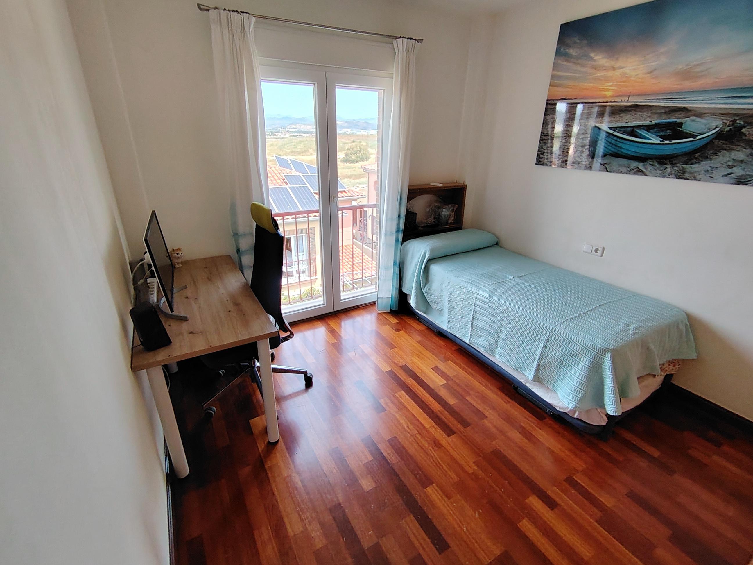 Imagen 8 Casa Pareada en venta en Alhaurín De La Torre / Urbanización Retamar 