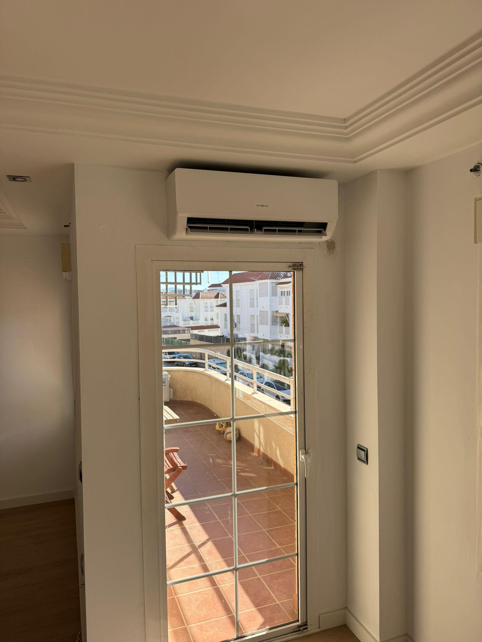 Imagen 15 Ático en venta en Torremolinos / Cerca de Av. Alcalde Miguel Escalona Quesada