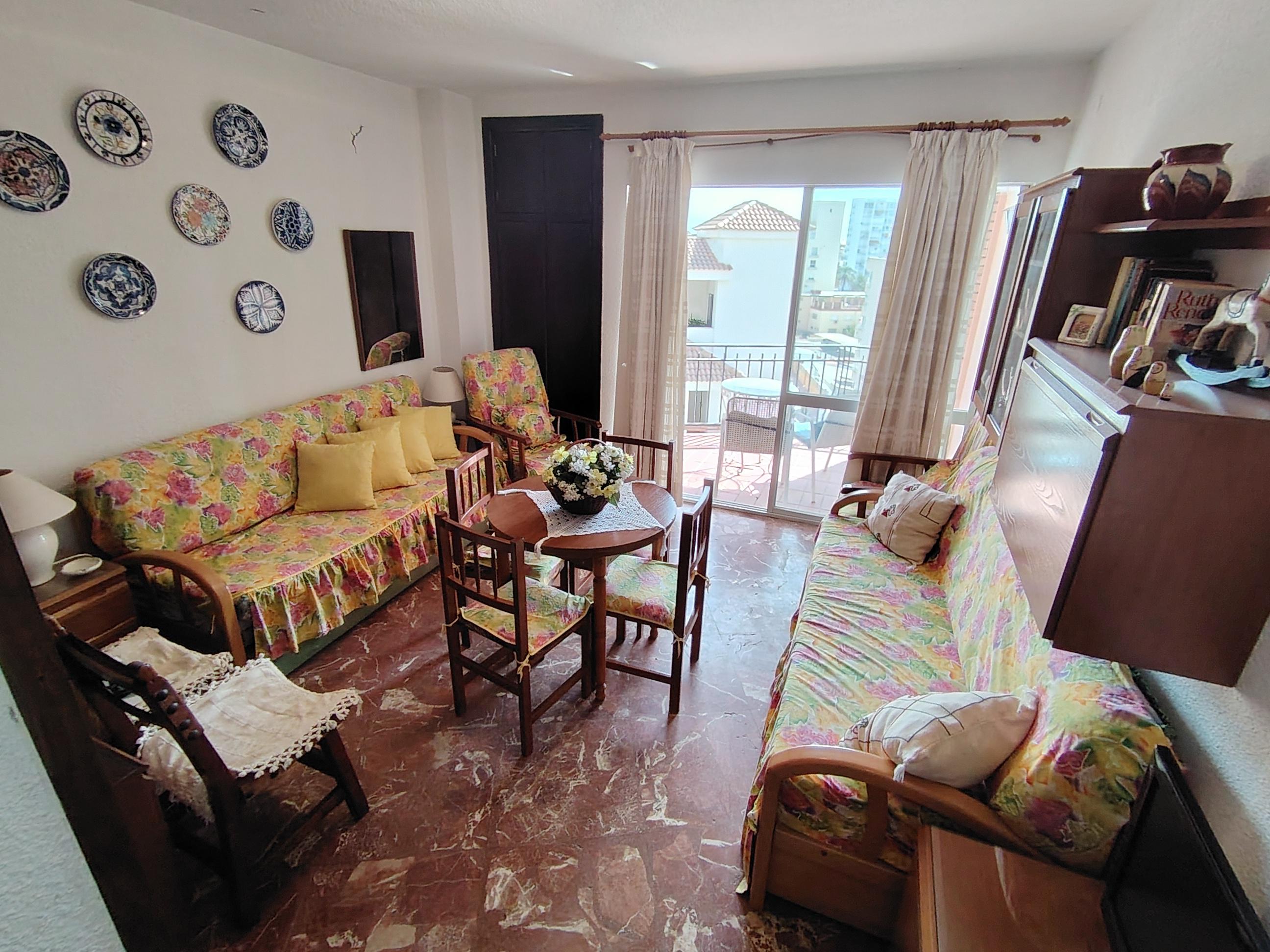 Imagen 4 Estudio en venta en Benalmádena / Frente hotel Siroco, edificio Doramar, 150 mts del mar 