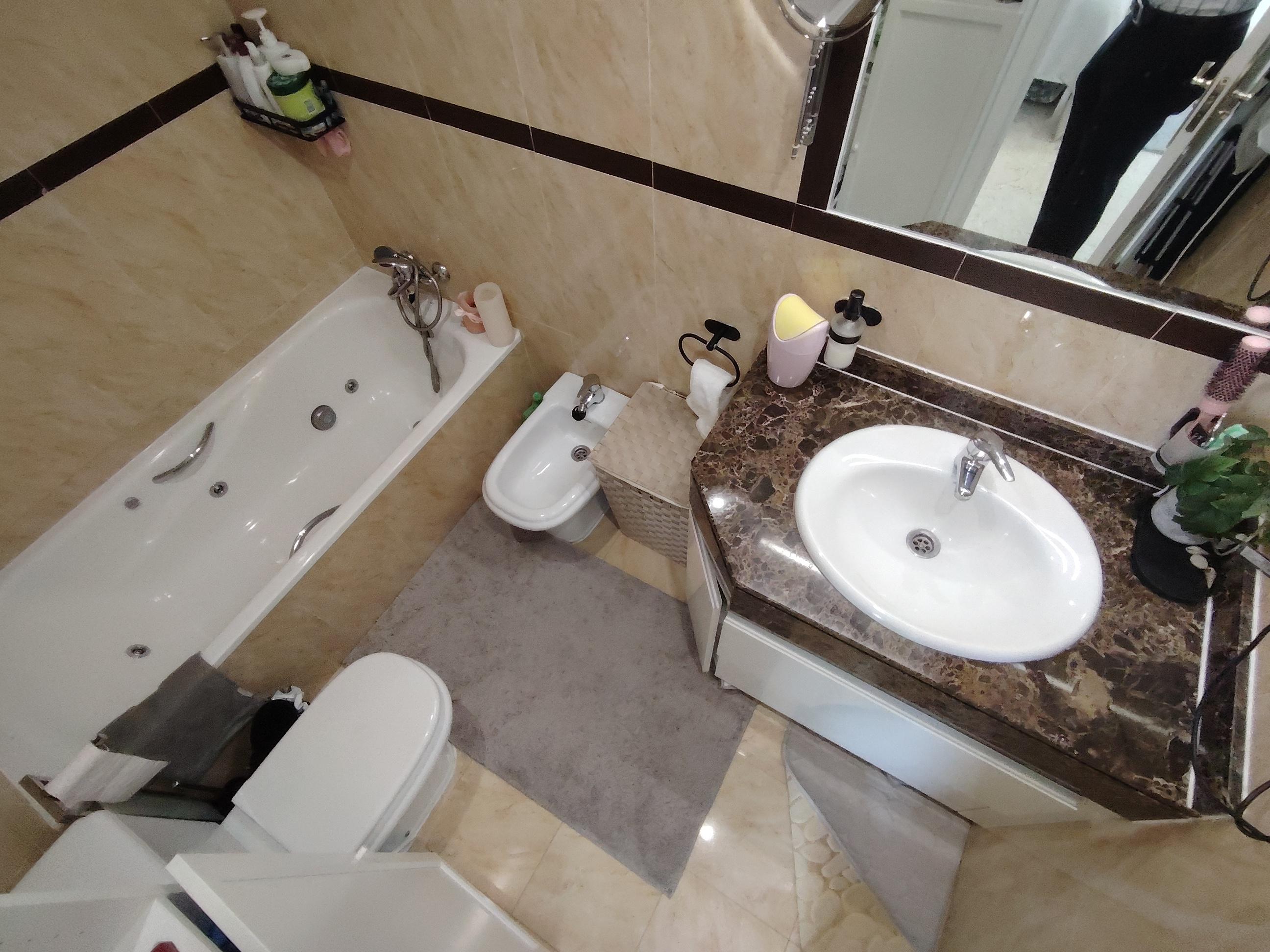 Imagen 23 Casa Adosada en venta en Mijas / Frente al mercadona, 300 mts del mar, zona de comercios 