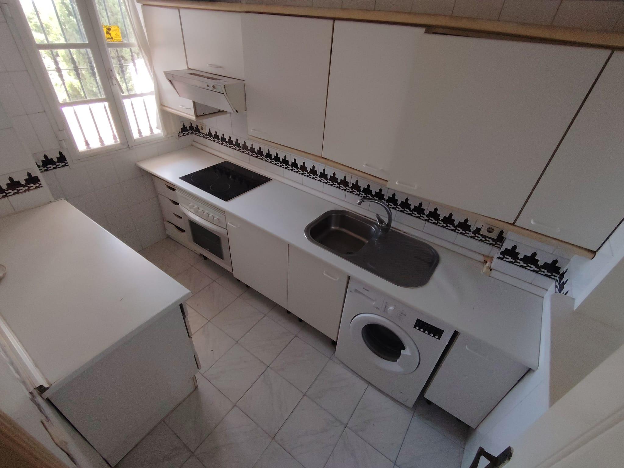 Imagen 4 Apartamento en venta en Benalmádena / Frente al parque la Paloma, 300 mts del mar